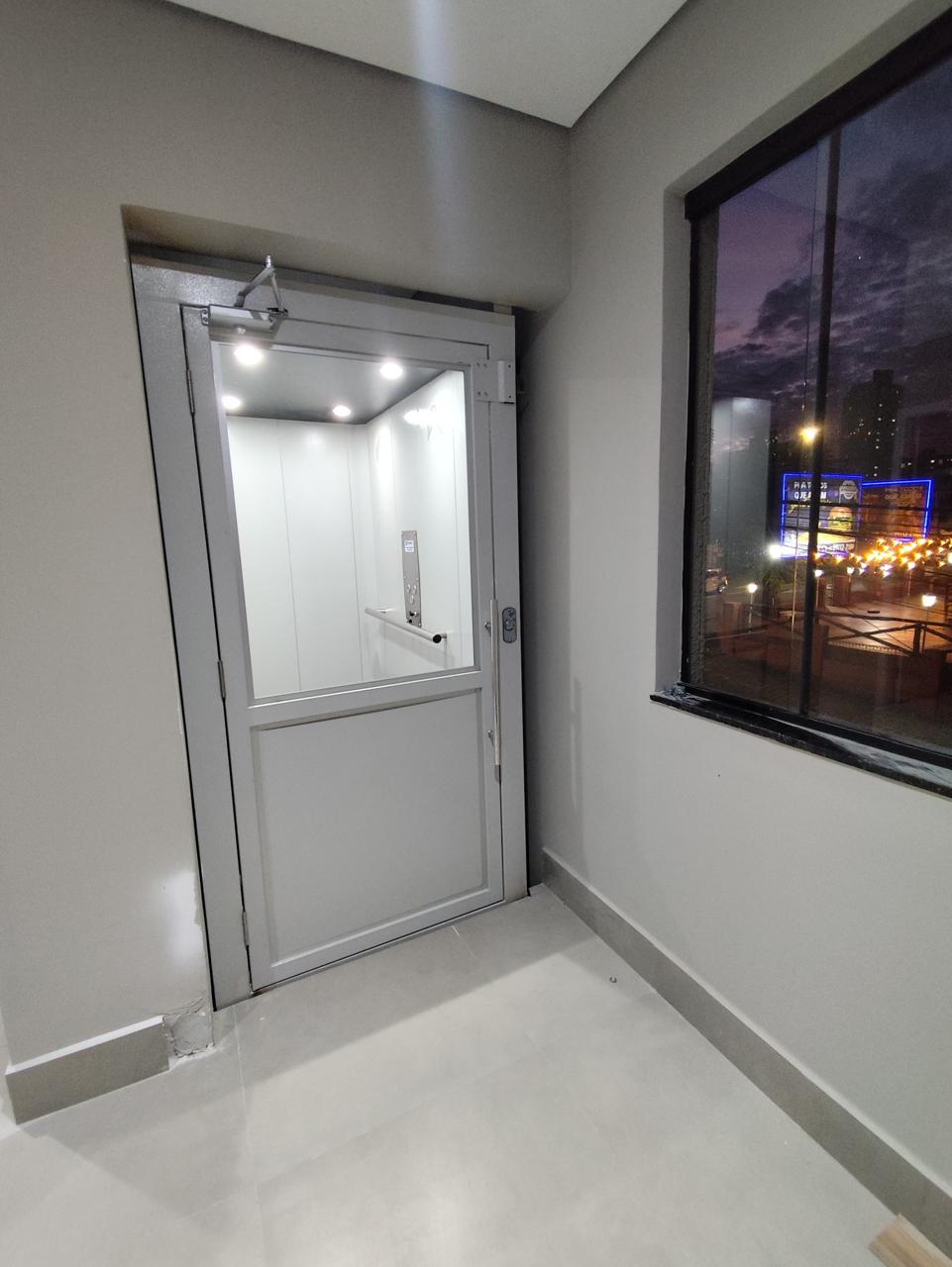 Plataforma de Acessibilidade Cabinada