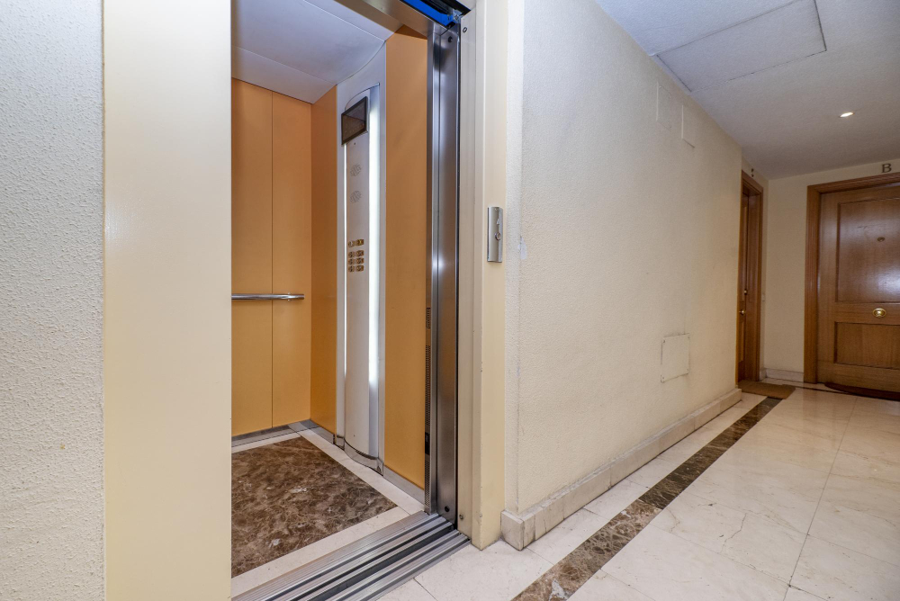 Elevador em prédio pequeno: vale a pena investir?