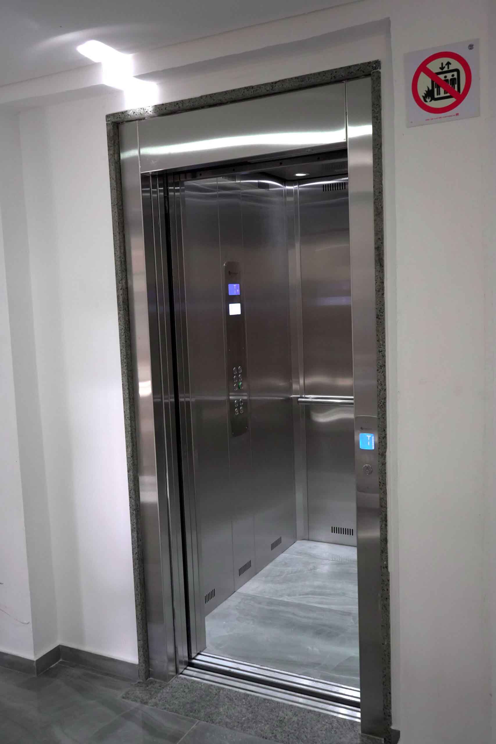 Elevador Hospitalar